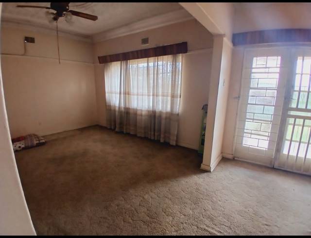 3 BEDROOM HOUSE FOR SALE IN ELSBURG